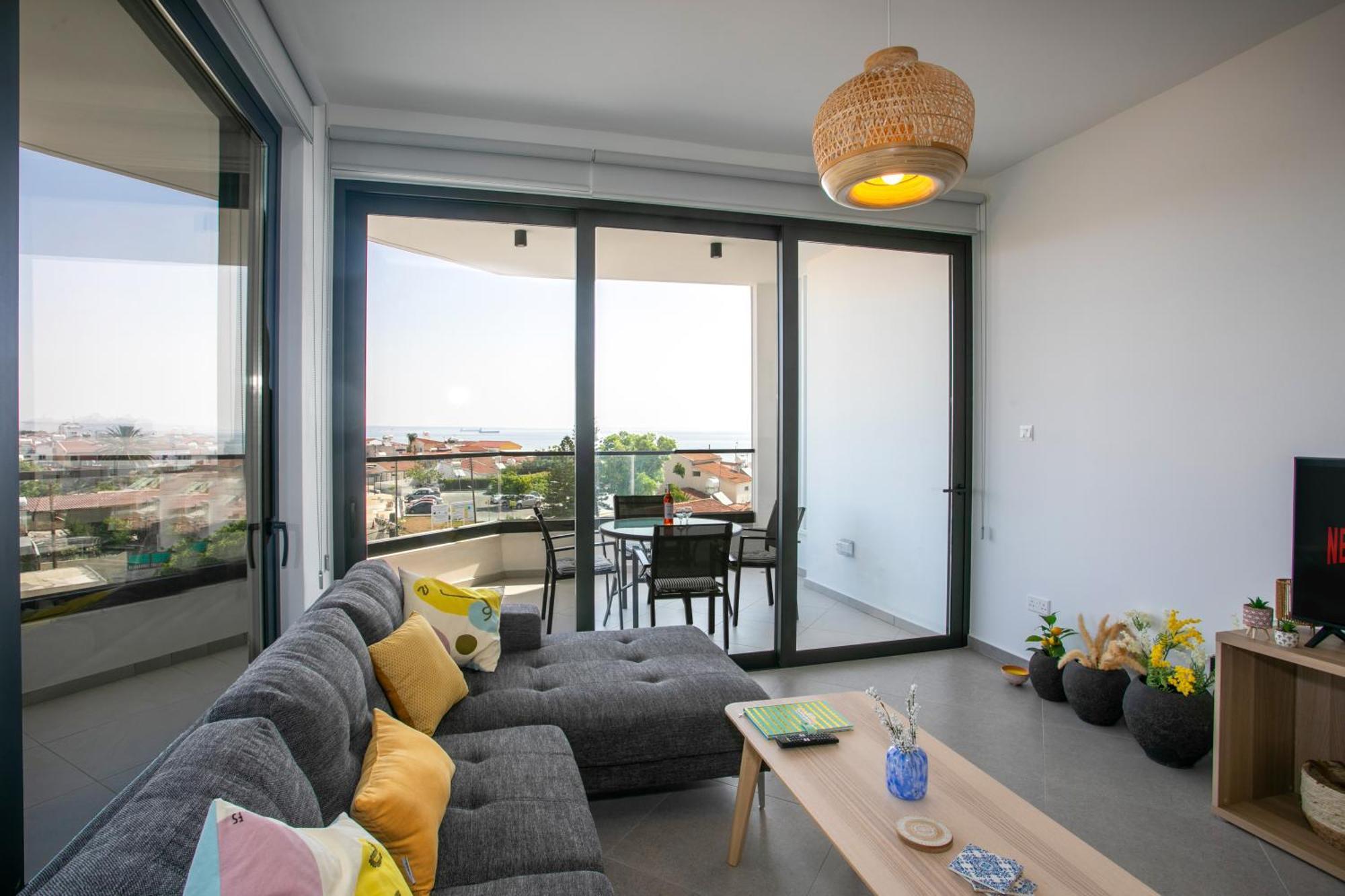 Palmove Newly Build Seaview Appartement Larnaca